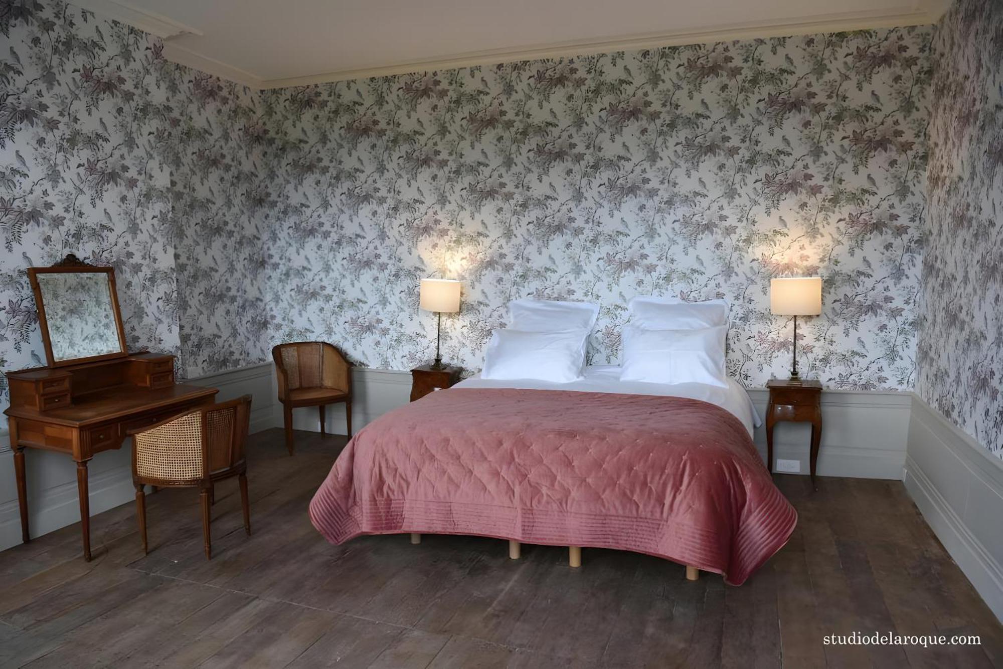 Domaine De La Briouse Bed & Breakfast Sanxay Bagian luar foto